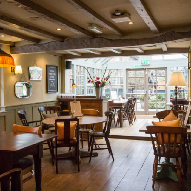 Elephant And Castle Amersham Classic Inns Restaurant - Amersham ...