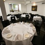 Cover image for Toto's Restaurant
