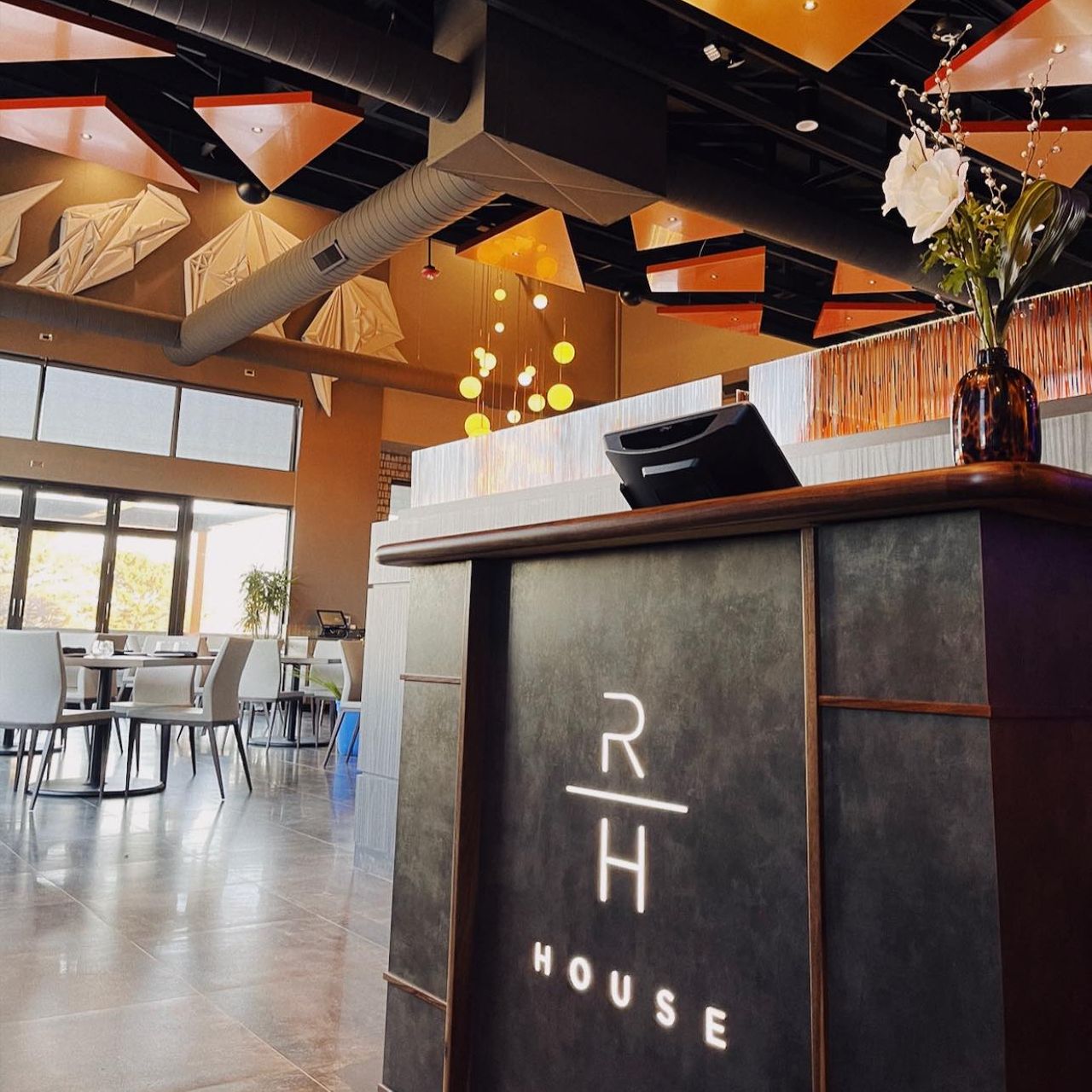 RH House Restaurant - Rochester Hills, MI