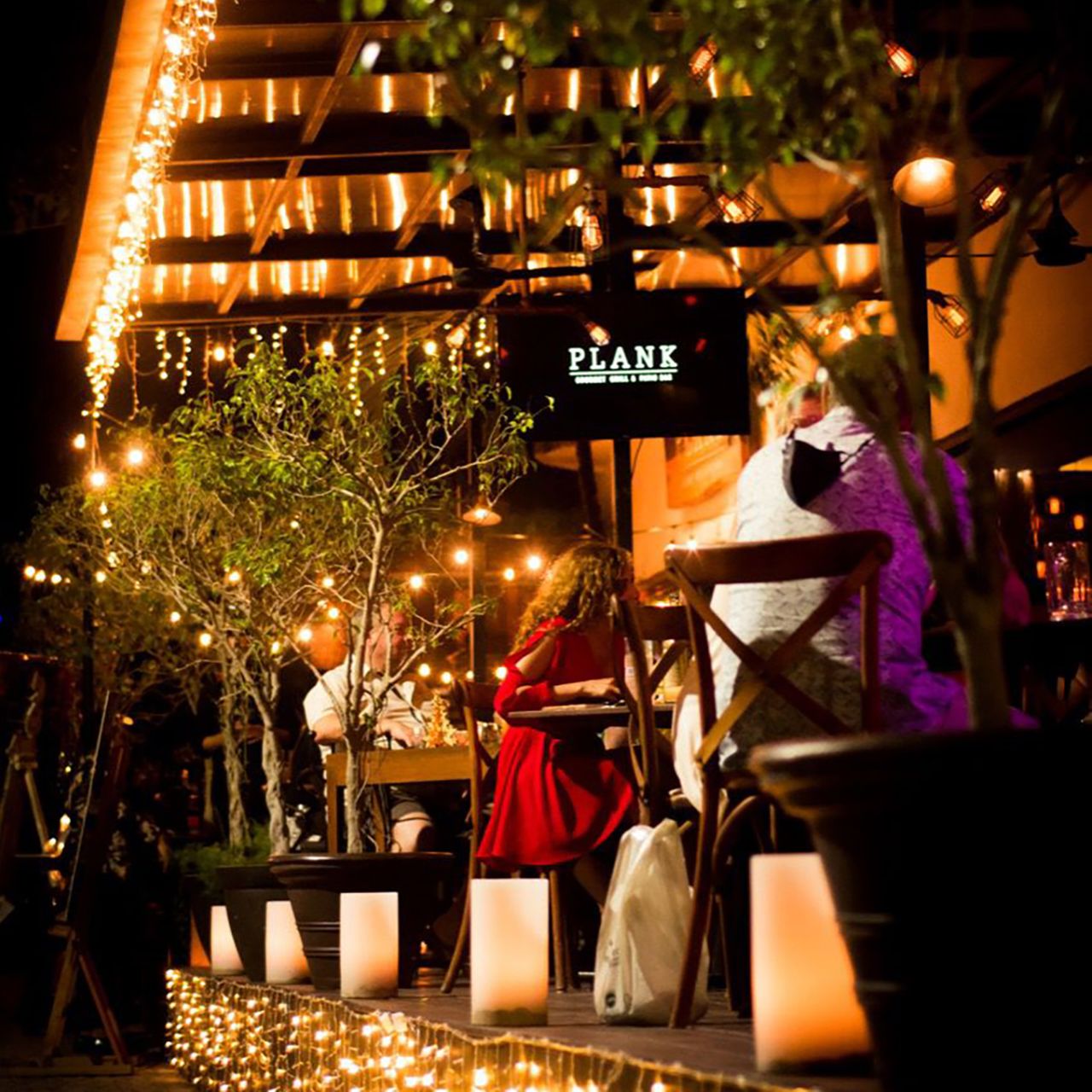 Total 84+ imagen plank gourmet grill & patio bar Viaterra.mx