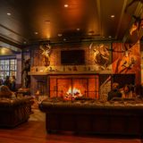 Cover image for Hunt Room