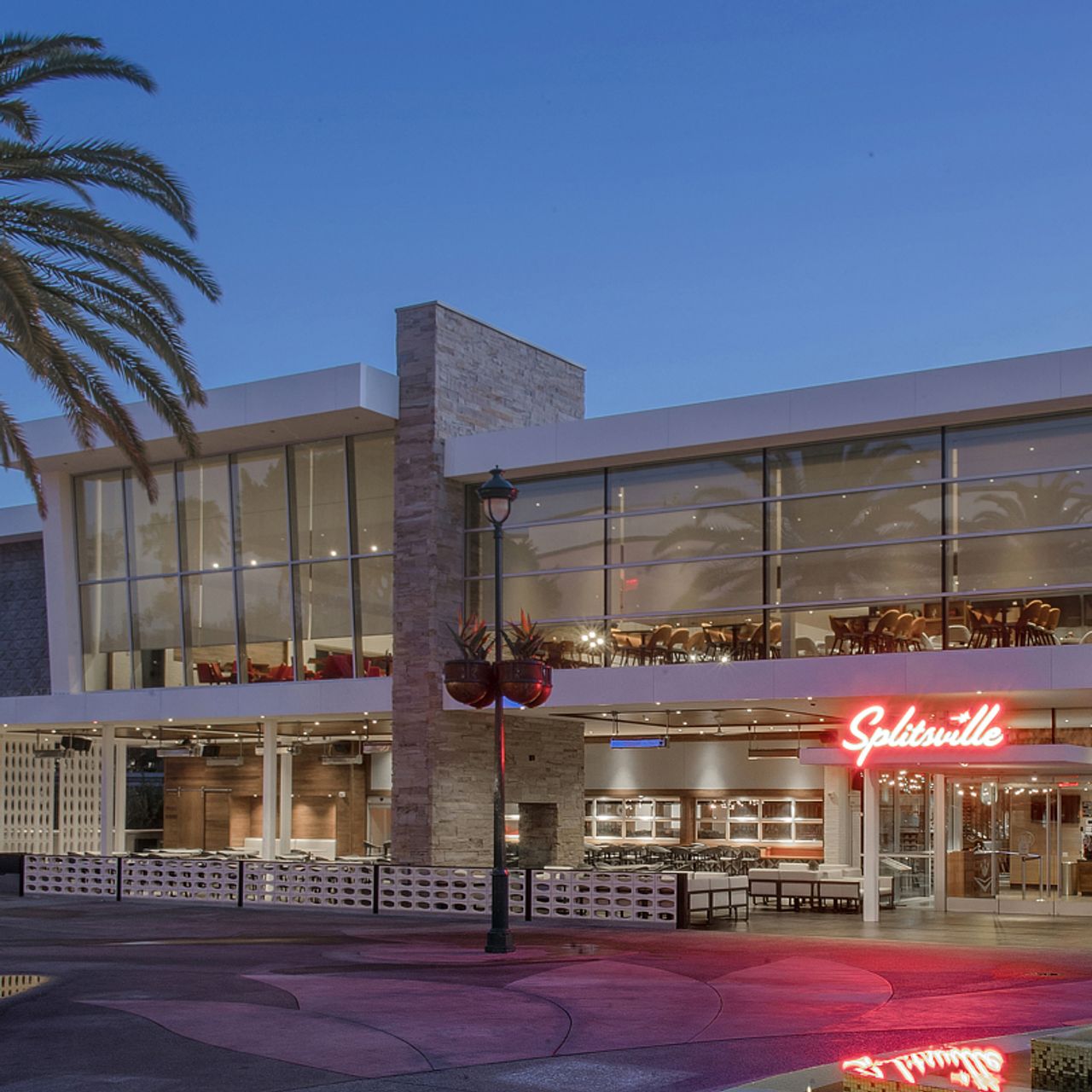 Now Open! Splitsville Luxury Lanes at Downtown Disney District at the  Disneyland Resort