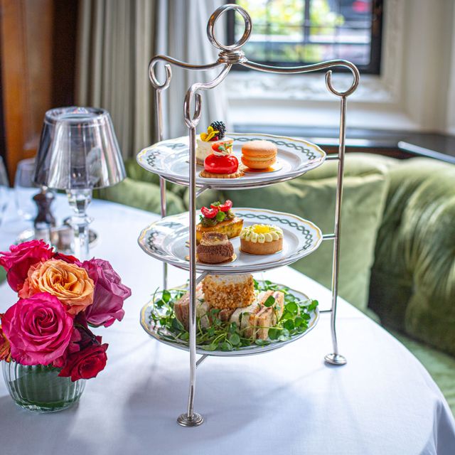 Afternoon Tea in the Park Lounge at the Milestone Hotel Restaurant ...