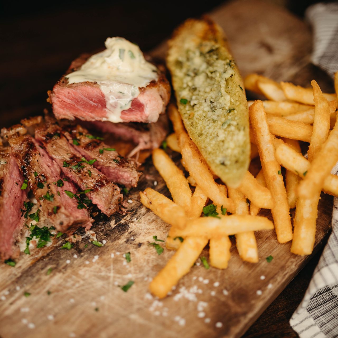 Red Door Woodfired Grill - Lee's Summit Restaurant - Lee's Summit, MO |  OpenTable