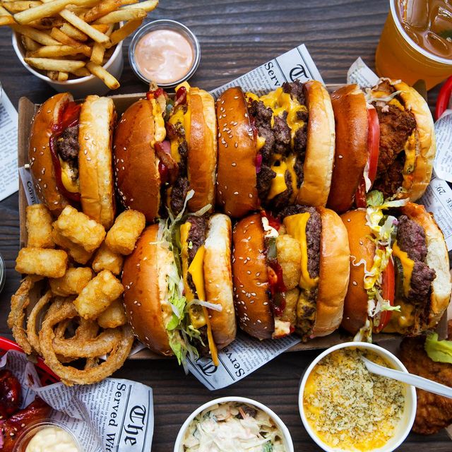 RoyAl’s Chicken and Burgers Wembley Updated 2024, Burgers Restaurant in Wembley, AUWA