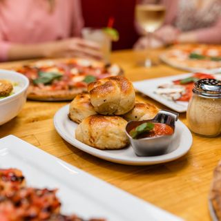 Calabria Brickoven Pizzeria- Mount Juliet