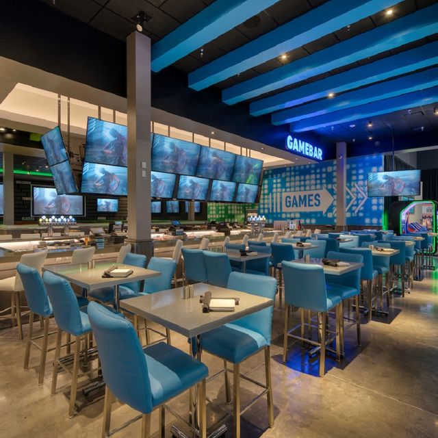 Dave & Buster's - Islandia (Long Island) Restaurant - Islandia, NY ...