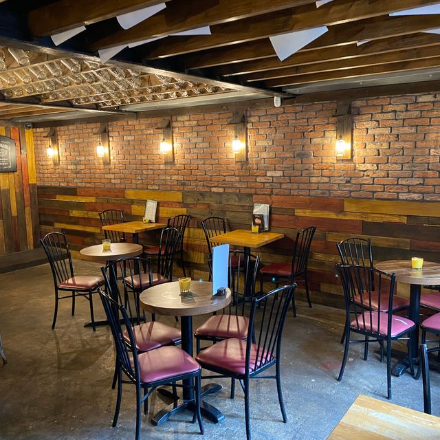 holmfirth tavern Actualizado en 2024, restaurante estadounidenses en