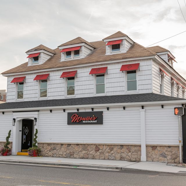 Restaurante Monroe's Restaurant Westbury, , NY OpenTable