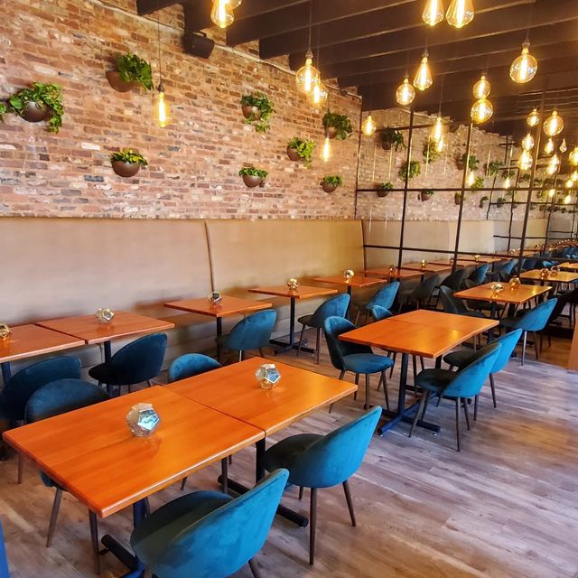 Starshines Updated 2024, Contemporary American Restaurant in