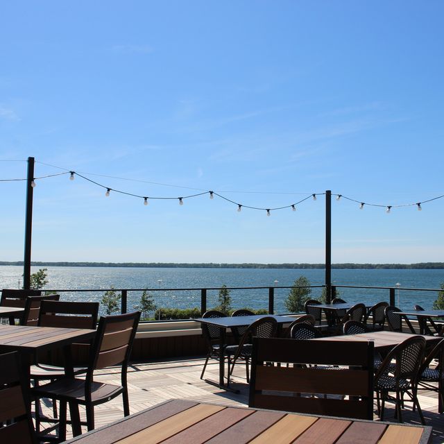 Pier 6 Rooftop Bar & Restaurant Updated 2025, American Restaurant in Erie, PA