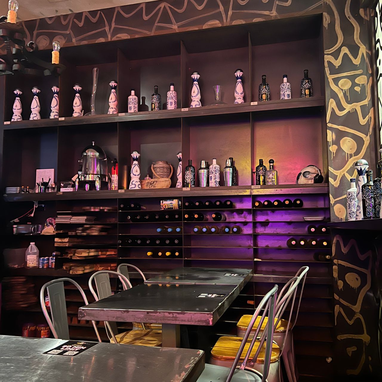 Bar- Second floor - Picture of King and Queen Cantina, San Diego -  Tripadvisor