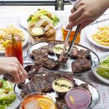 Cover image for J's Steak Frites Queen