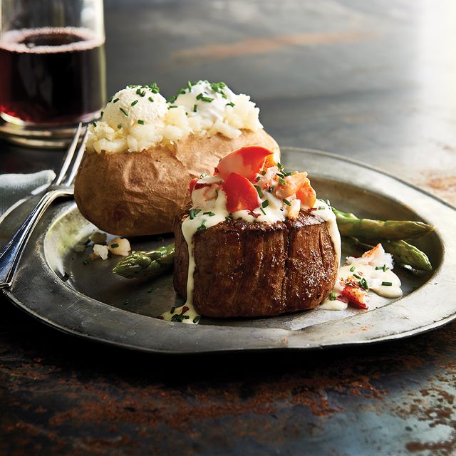 Claim Jumper San Diego Bayside Restaurant San Diego, CA OpenTable