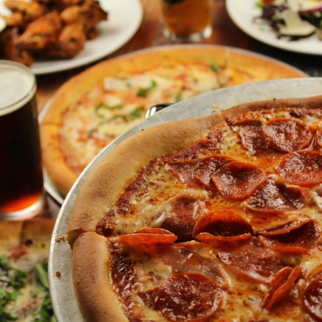 Lenexa Pizza & Taproom Restaurant Lenexa, KS OpenTable