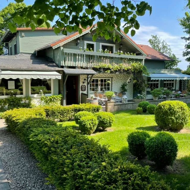 Restaurante Schweizer Haus - Lehre, NI | OpenTable Restaurante Schweizer Haus - Lehre, NI | OpenTable