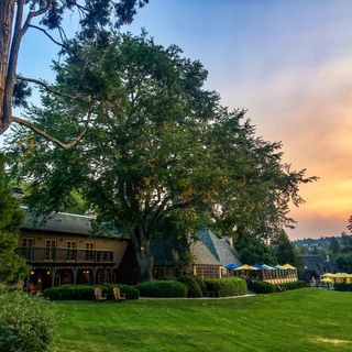 UCLA Lake Arrowhead Lodge Dining Room