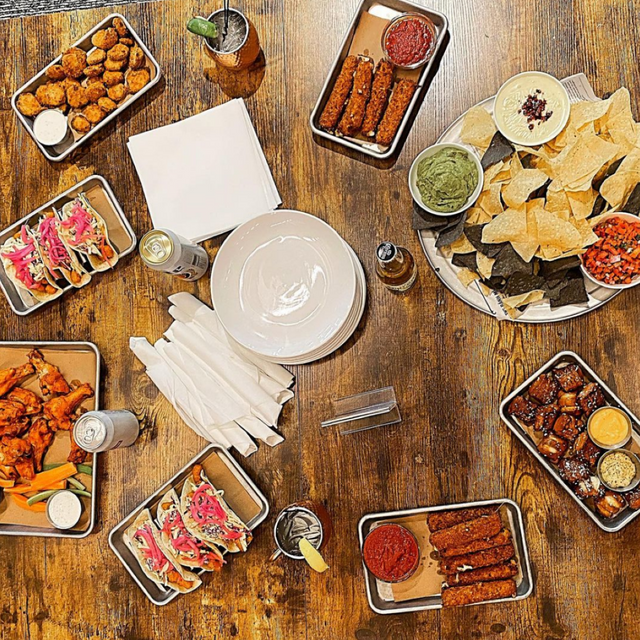 Tee Line Updated 2024, American Restaurant in Nashville, TN