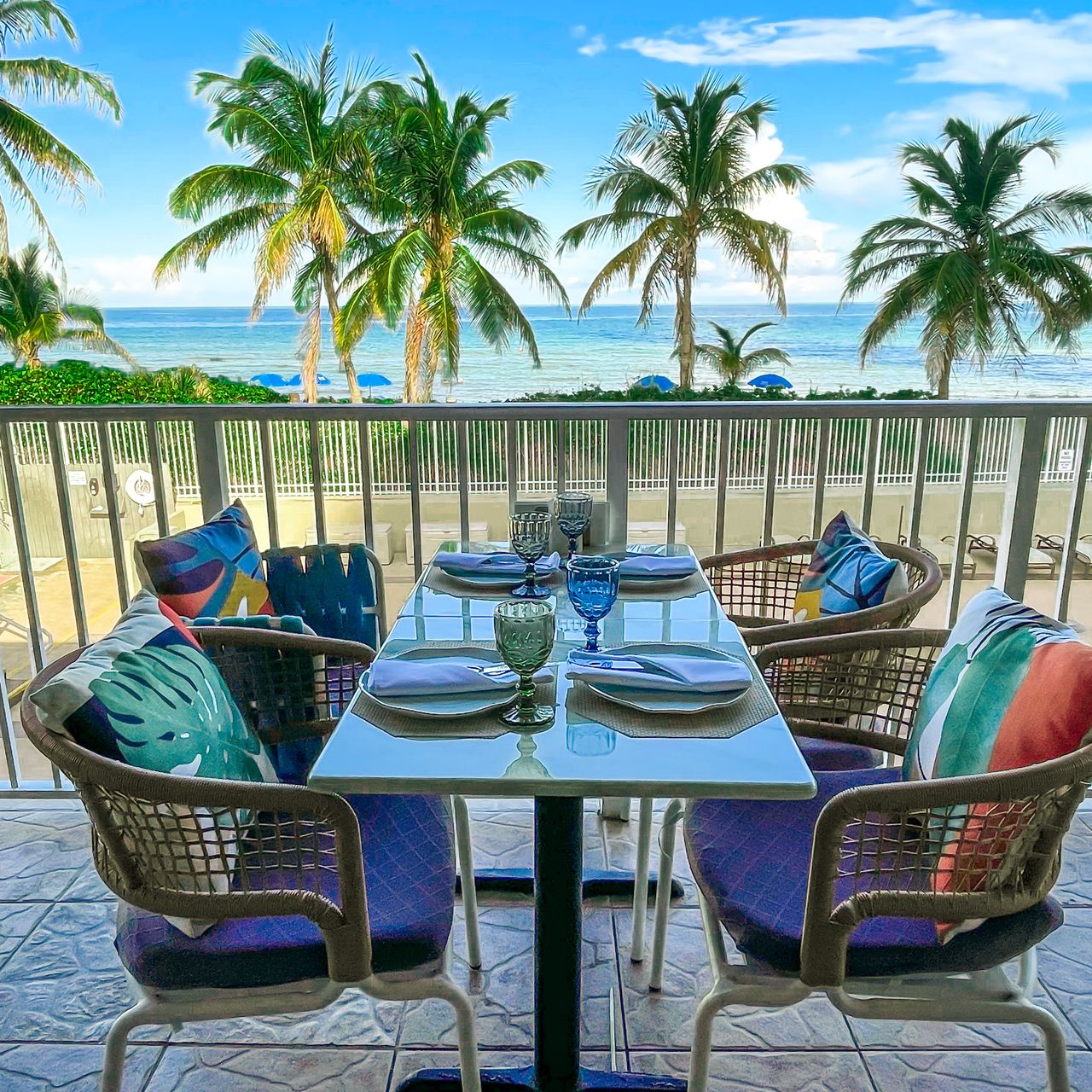 Mia Oceanfront Restaurant - Hallandale Beach, FL