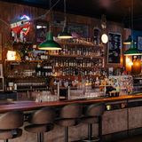 Cover image for Lulie Tavern