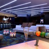 Cover image for Blackhawk Bowl - Hotel Blackhawk