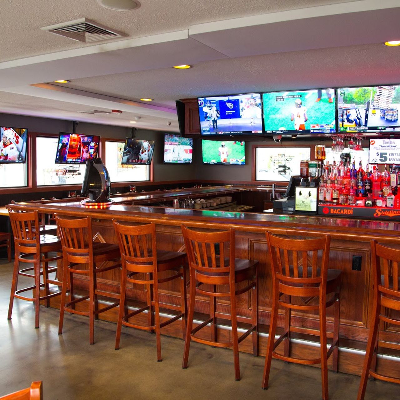 Sidelines Sports Bar and Restaurant