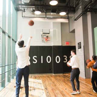 Recreation Opens in Moxy Hotel With a Basketball Half Court in FiDi - Eater  NY