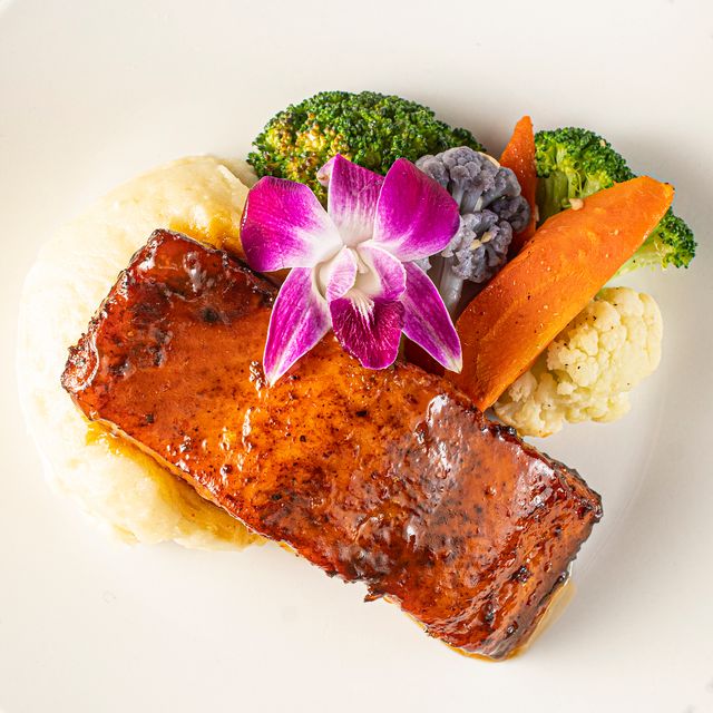 CZEN Restaurant Englewood Updated 2024, Caribbean Restaurant in