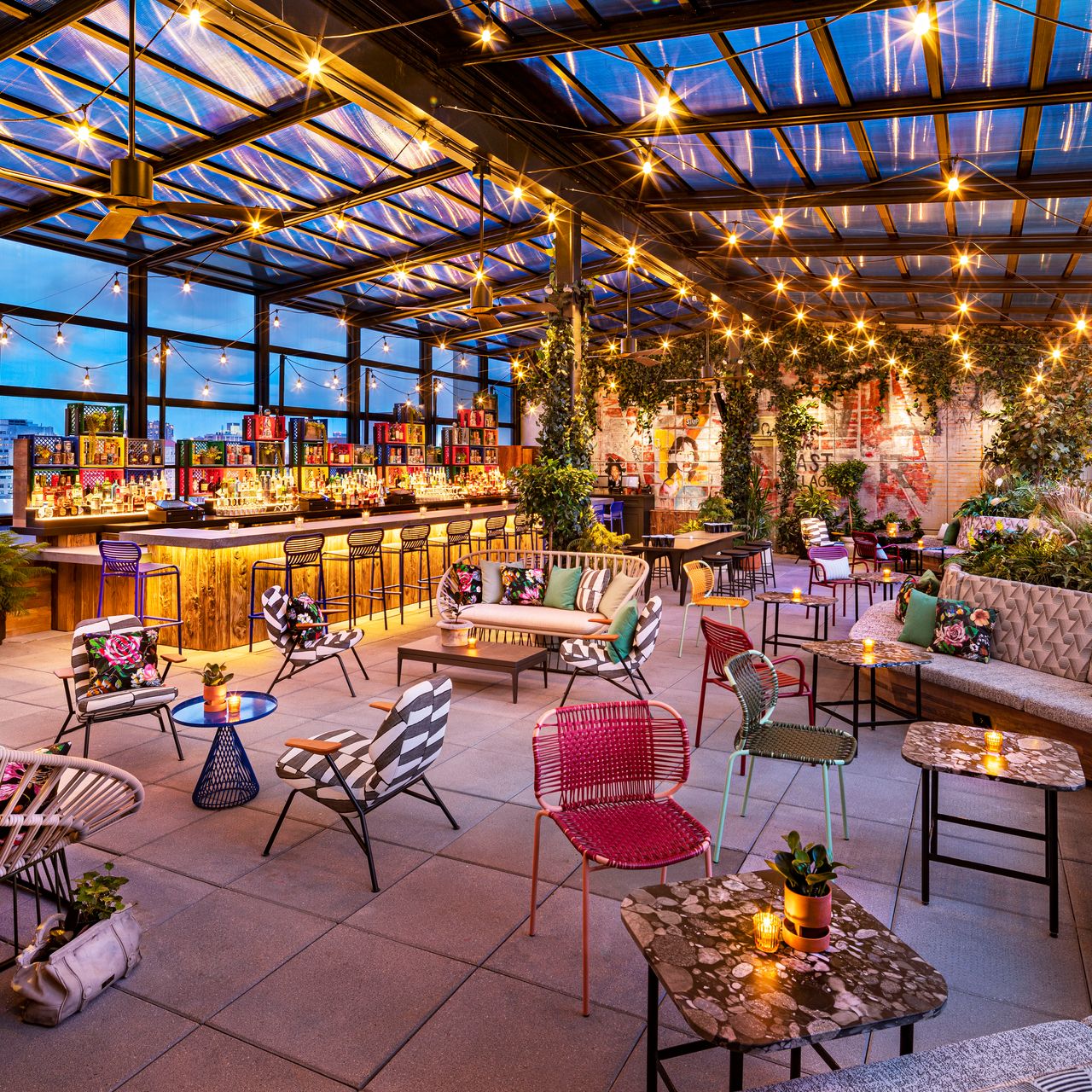 Super Bowl Party - Rooftop Bar NYC - New York's largest indoor and outdoor  bar