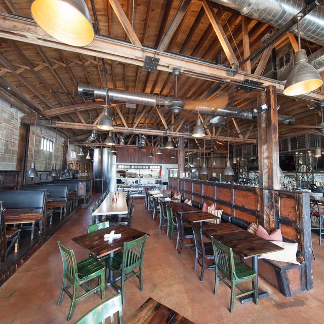 Two Hound Red Brewing Company Restaurant - Glen Ellyn, IL | OpenTable