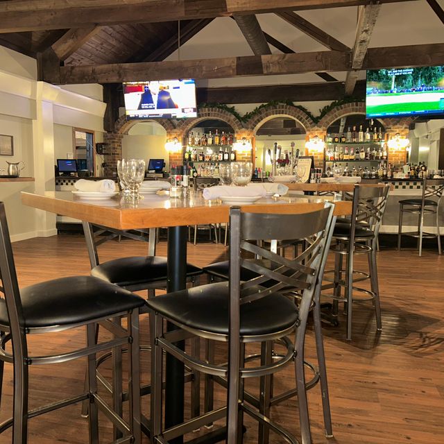 The Restaurant at Blackhawk Country Club Stratford Updated 2024