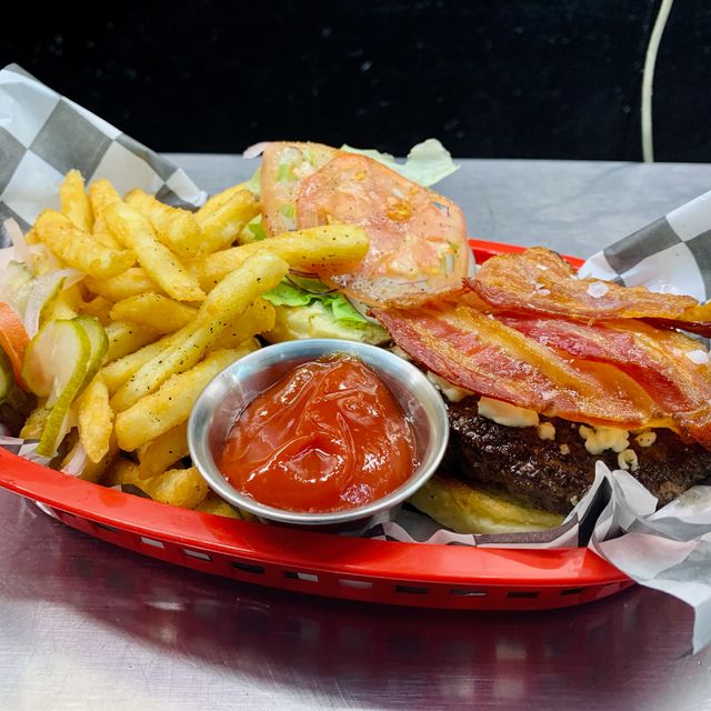 Salt & Pepper Pub Updated 2024, Pub in Nanticoke, PA