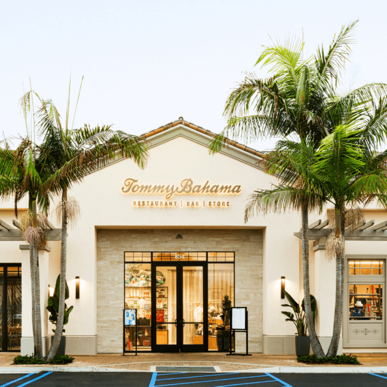 Tommy Bahama - Newport Beach Restaurant - Newport Beach, CA