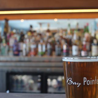 Bay Pointe Bar & Grille