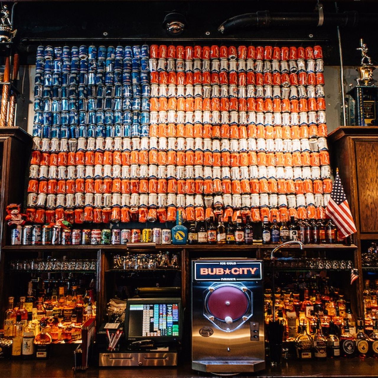 Old Style Beer on X: Wait, this isn't the Chicago flag