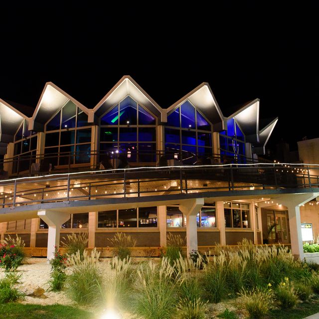 The Robinson Ale House Asbury Park Restaurant Asbury Park, NJ