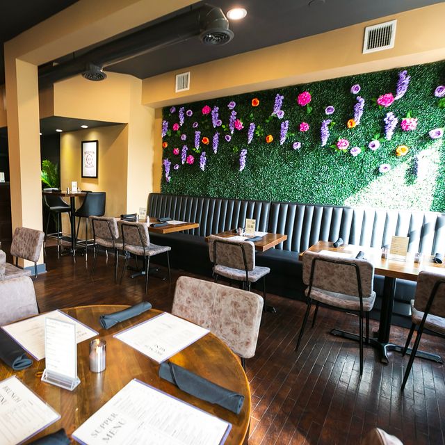 Krave Brings Mimosa Towers and '90s Vibes to Dupont - Eater DC