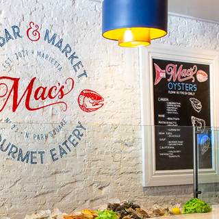 Mac's Raw Bar