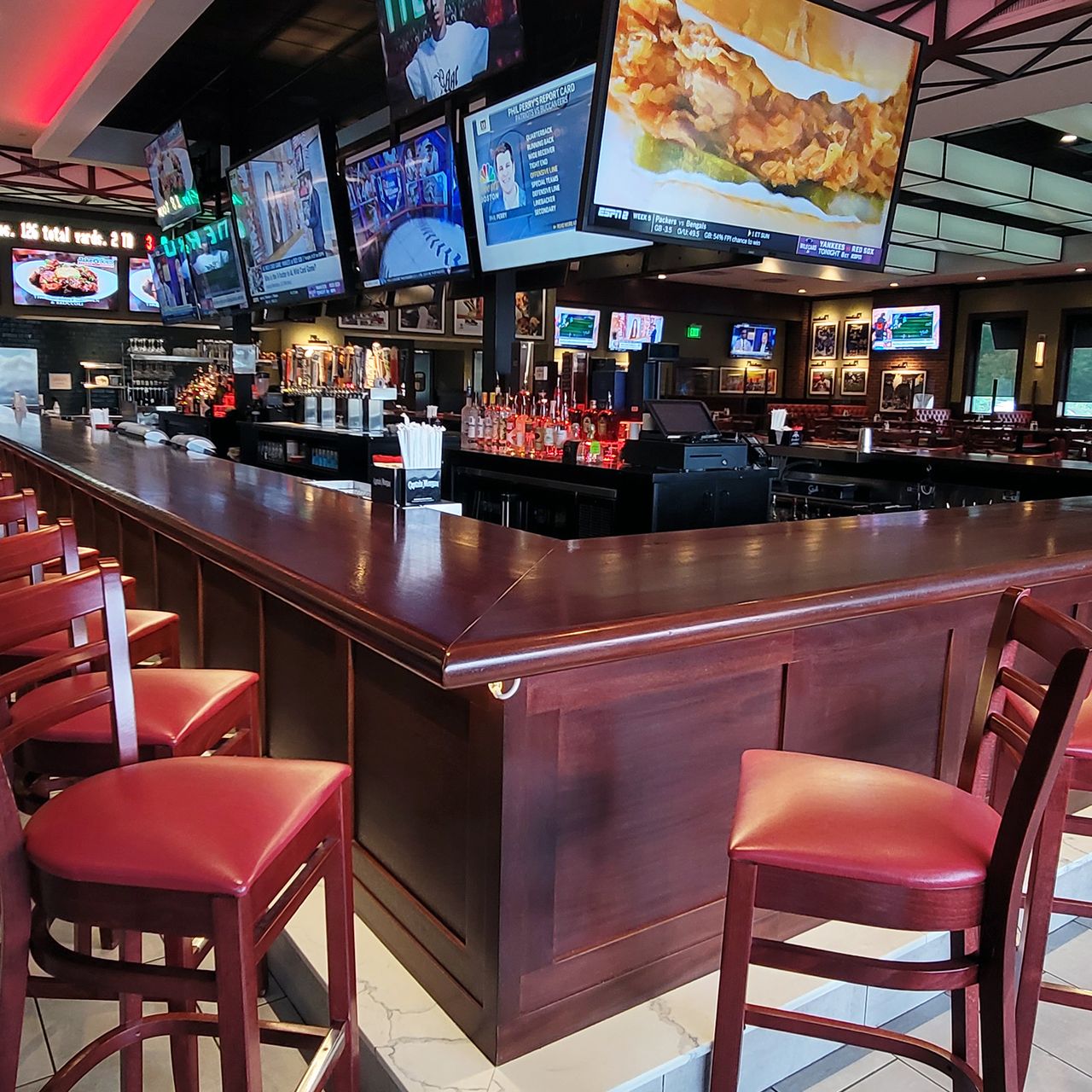 Green Bay Packers Bar, Sapphire's Bar and Grill