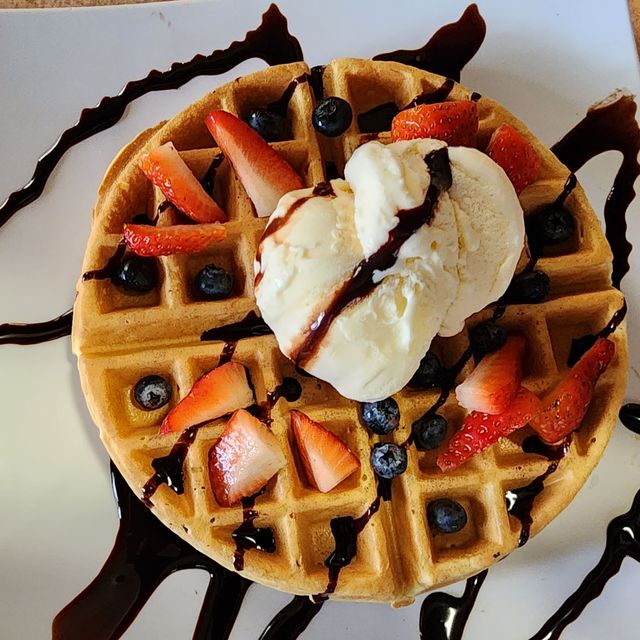 Biscuits and Buns on Banks Updated 2024, Breakfast Restaurant in New