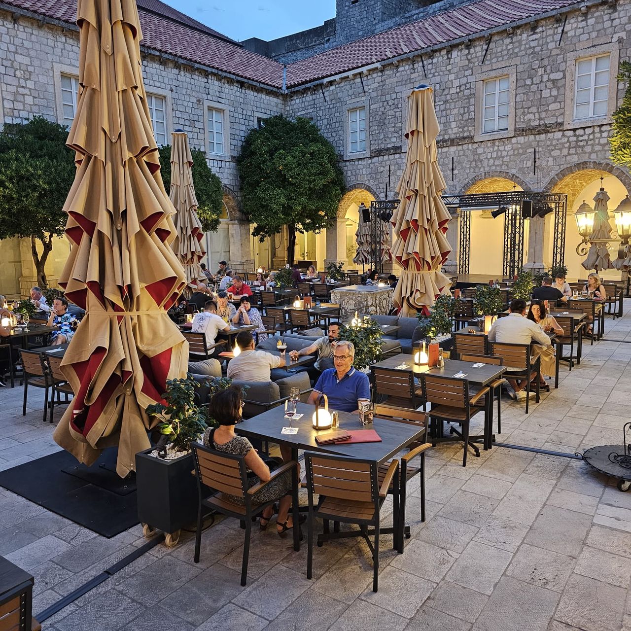 Hard Rock Cafe opens in Dubrovnik