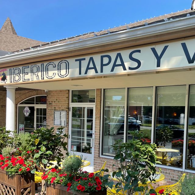 Iberico Tapas y Vino - Updated 2025, Tapas Restaurant in