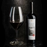 Segunda botella de vino a mitad de precio photo