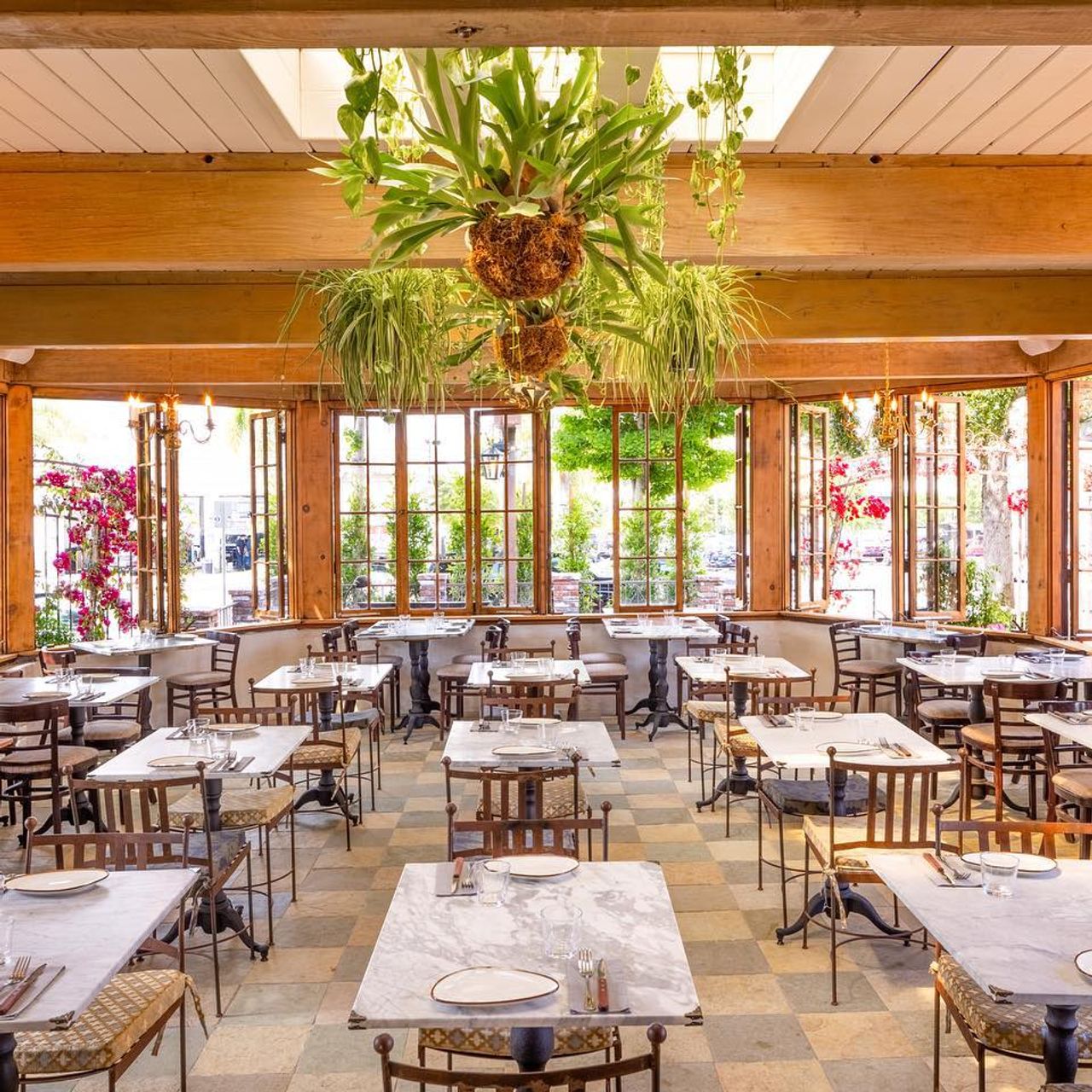 Bacari Sherman Oaks Restaurant - Los Angeles, CA