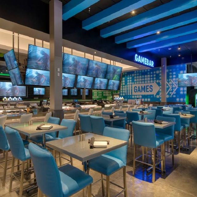 Dave & Buster's Rancho Mirage opening with flag search, prizes