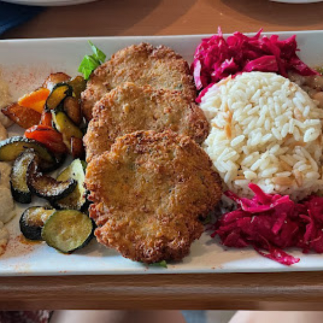 Sevin Mediterranean Kitchen Amazing Food Or Tourist Trap - kymrofn