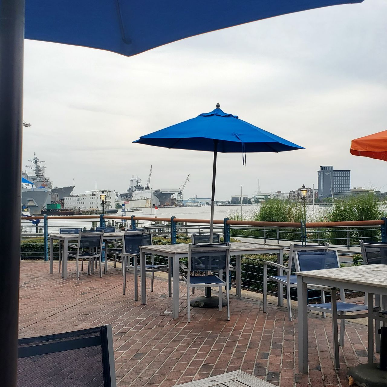 Stripers Waterside - Updated 2024, Seafood Restaurant in Norfolk, VA